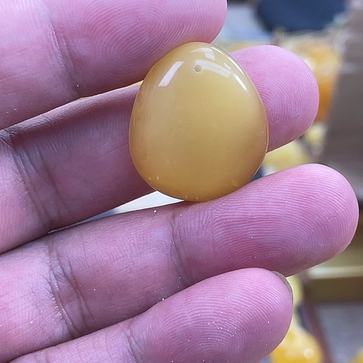 琥珀未镶嵌珠宝奇石琥珀