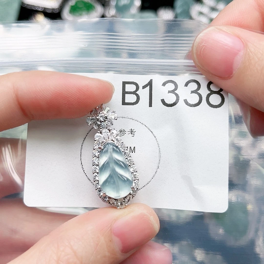 翡翠颈饰未镶嵌翡翠1338