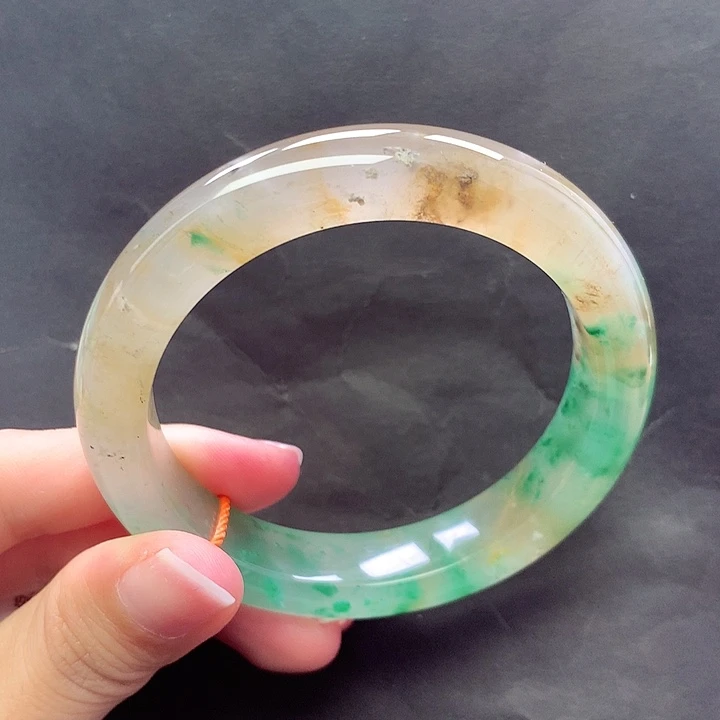 石英质玉未镶嵌手镯