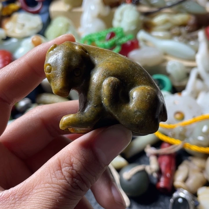 和田玉未镶嵌吊坠(不含链)