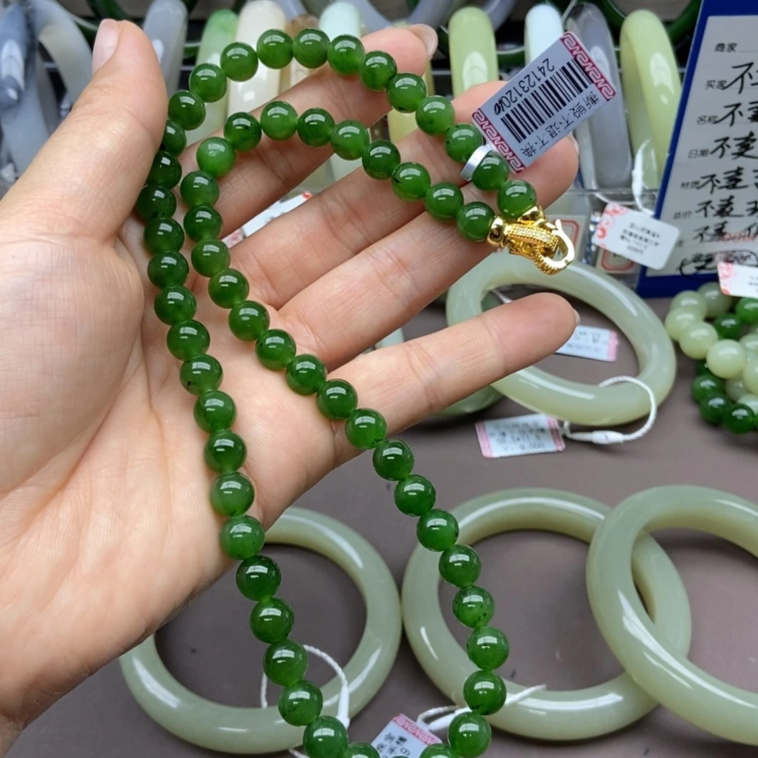 和田玉项链未镶嵌猕****深卡8