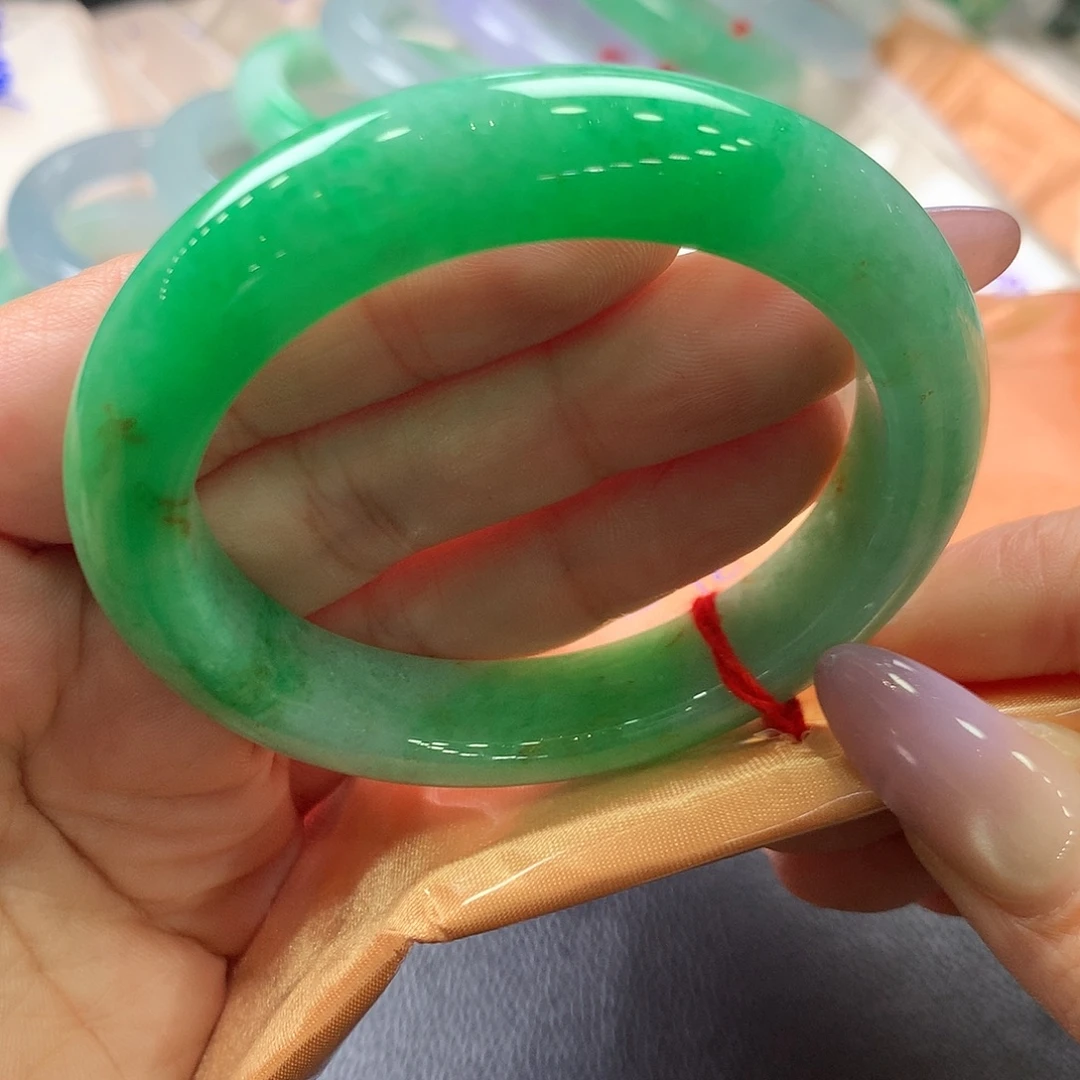 翡翠未镶嵌手镯53.7正