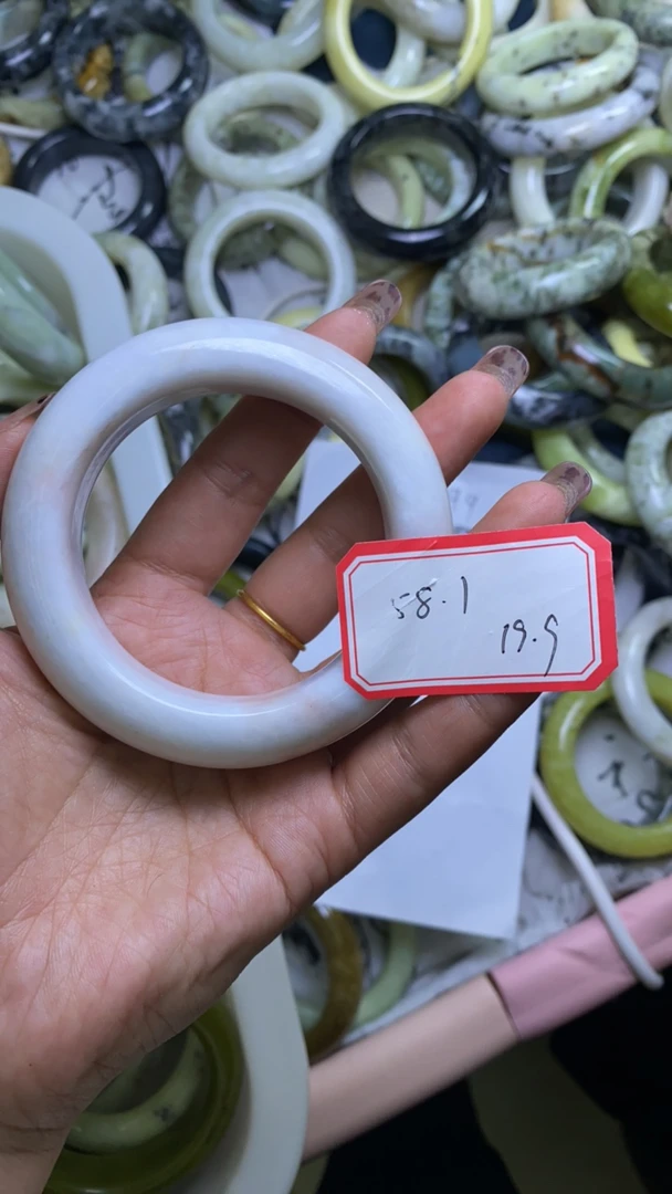 雕刻饰品 多样性发货 按主播提示拍