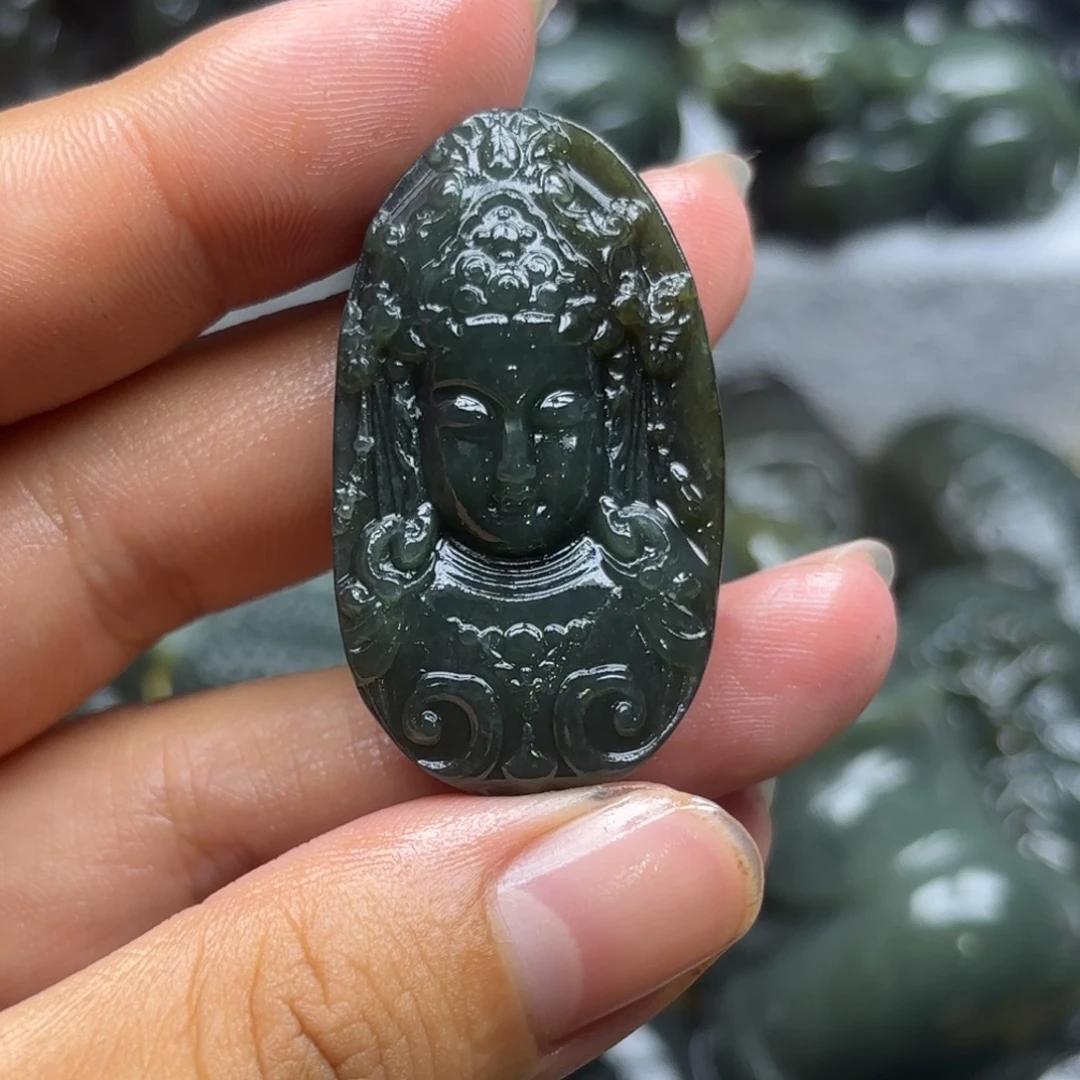 和田玉（糖玉）未镶嵌颈饰