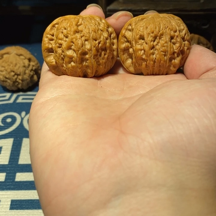 文玩核桃吊坠核桃