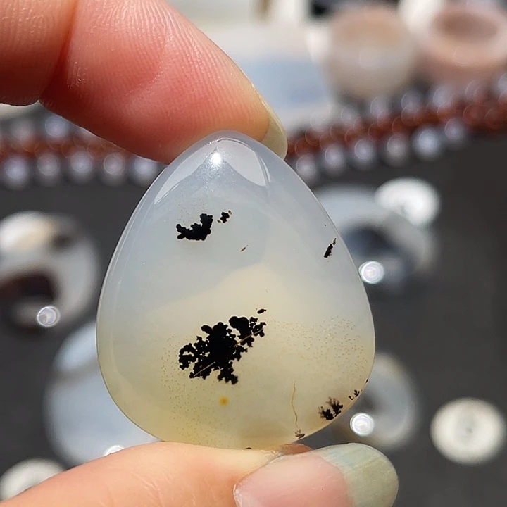 玛瑙/玉髓未镶嵌吊坠(不含链)