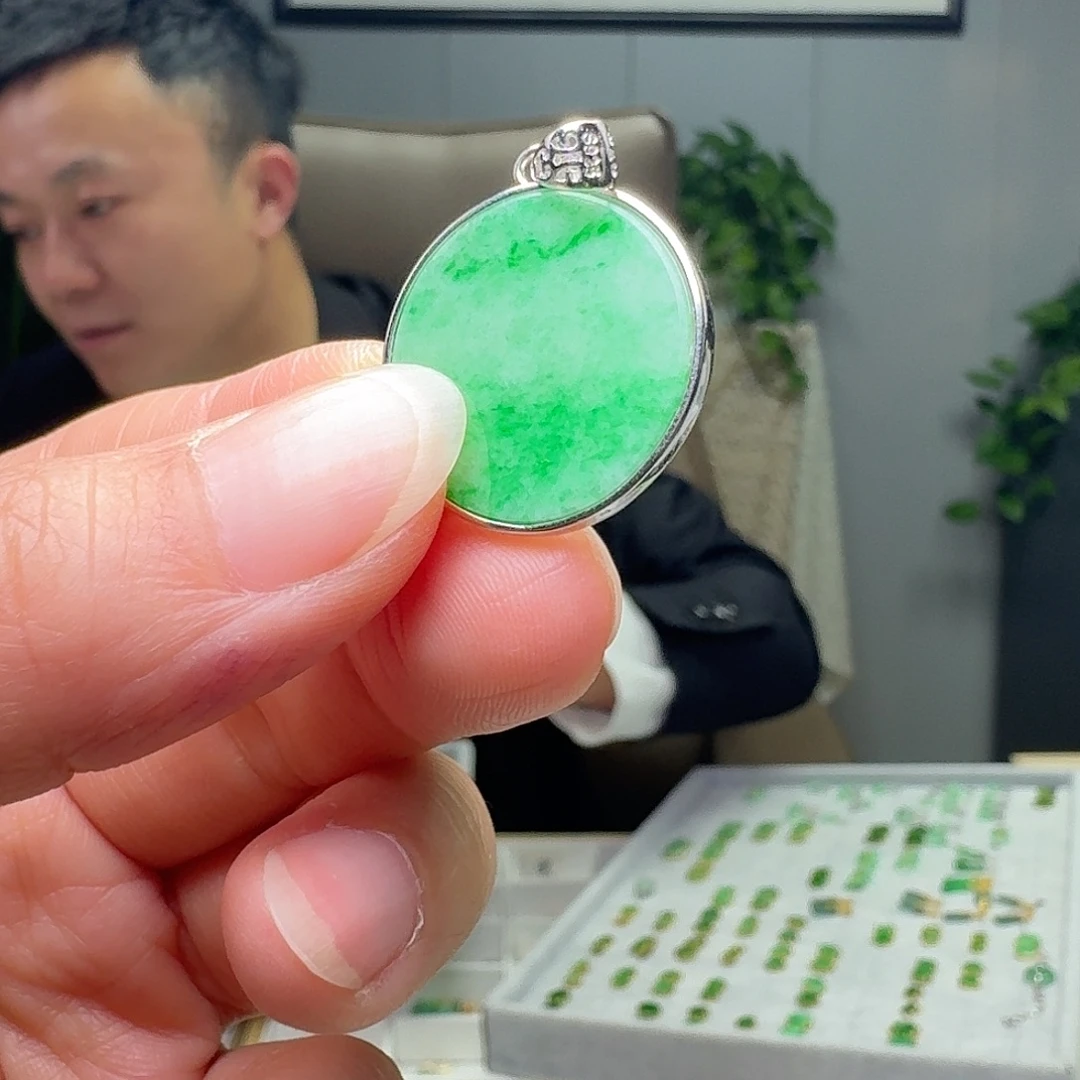 翡翠银S925镶嵌吊坠(不含链)多样性发货其一