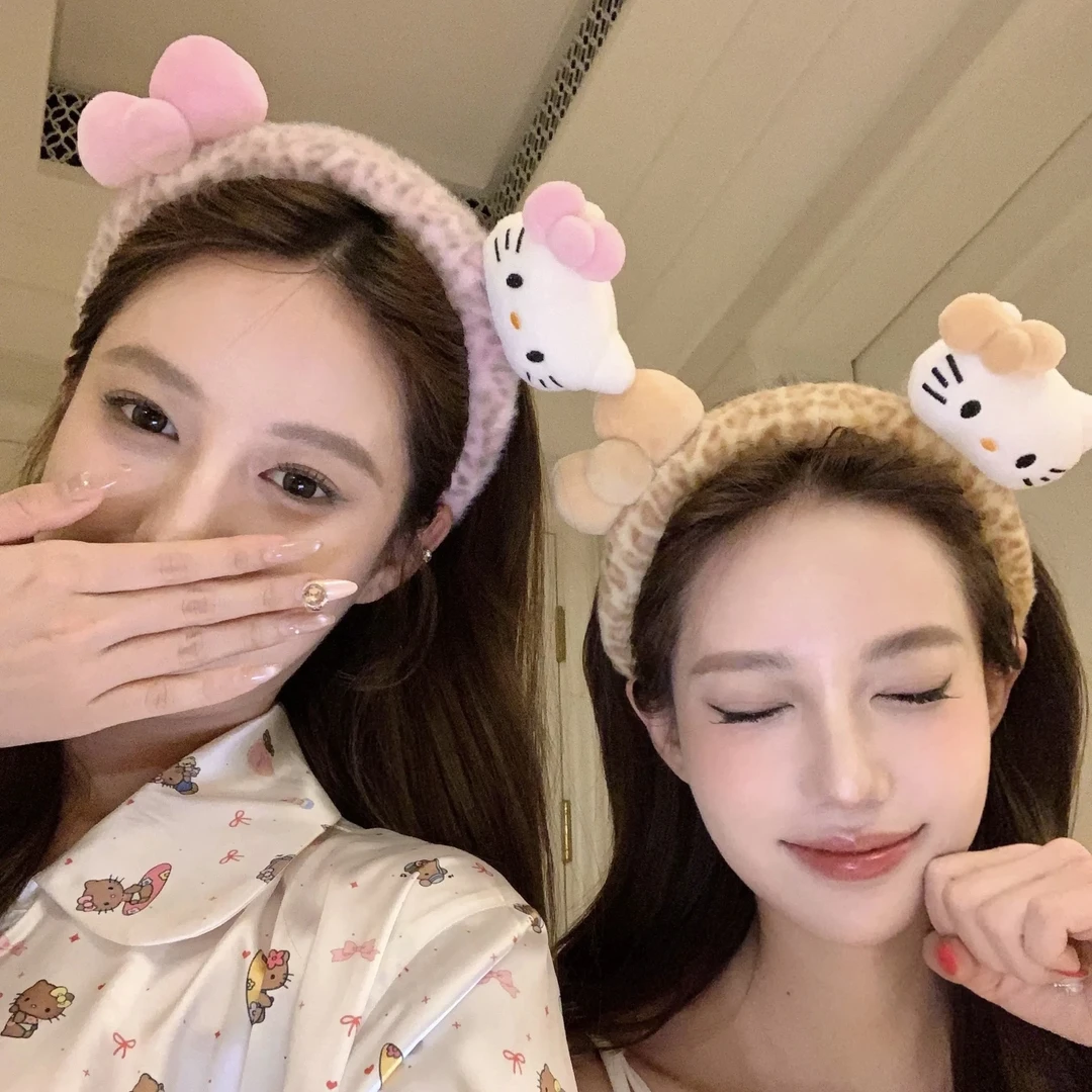 粉色豹纹Kitty蝴蝶结毛绒发箍女可爱百搭头箍洗脸发卡高颅顶头饰