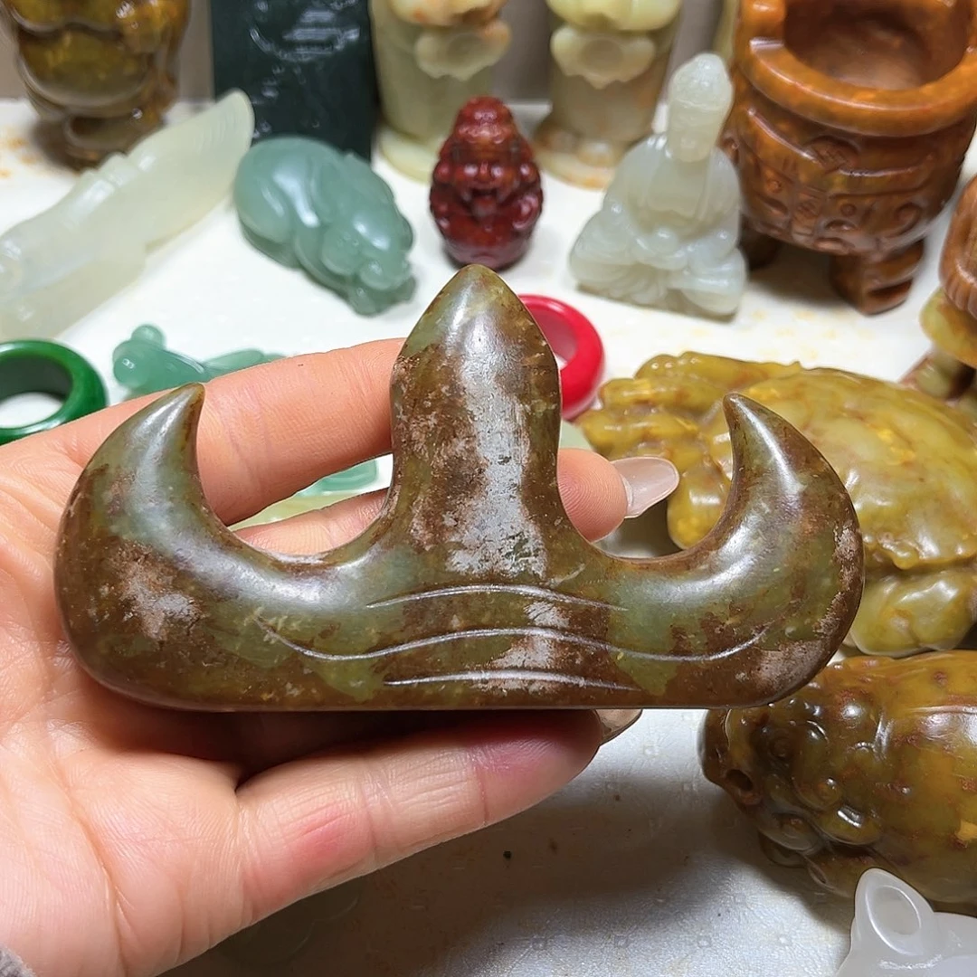 白玉菩提吊坠白玉菩提吊坠