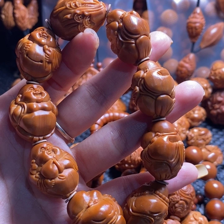 橄榄核吊坠八宝弥勒