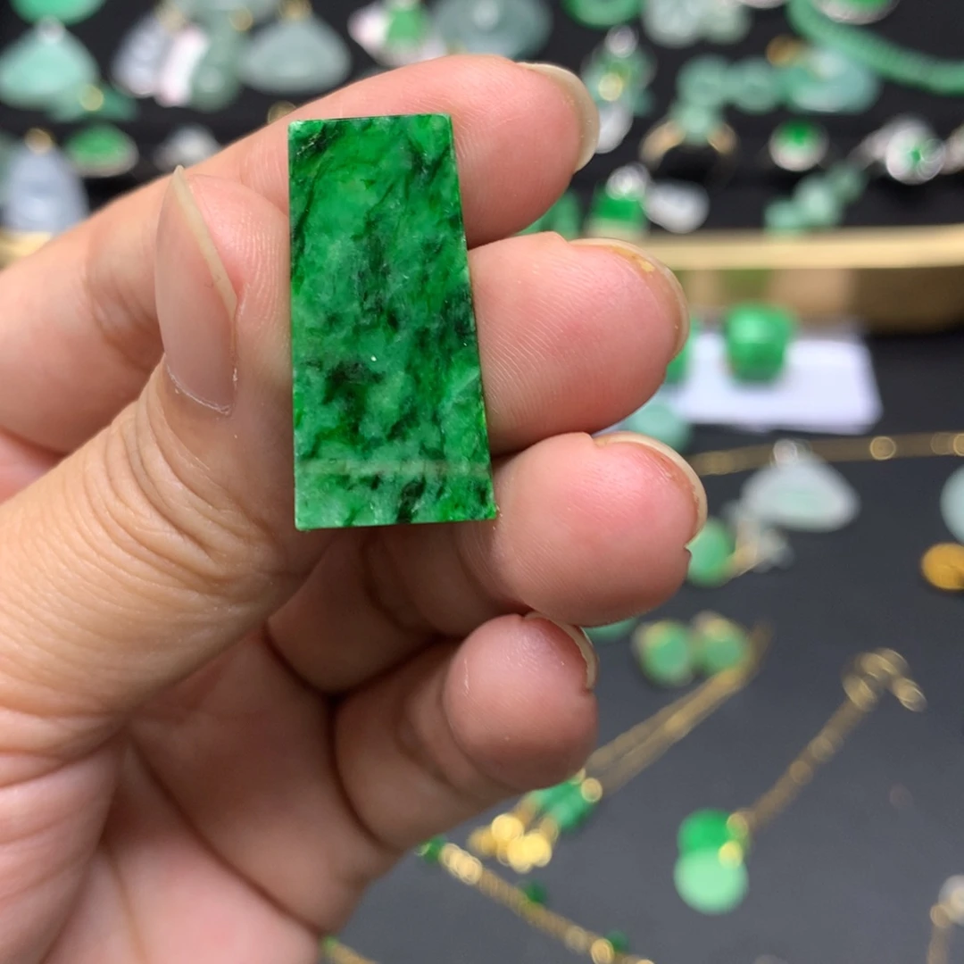吊坠(不含链)未镶嵌翡翠有纹裂