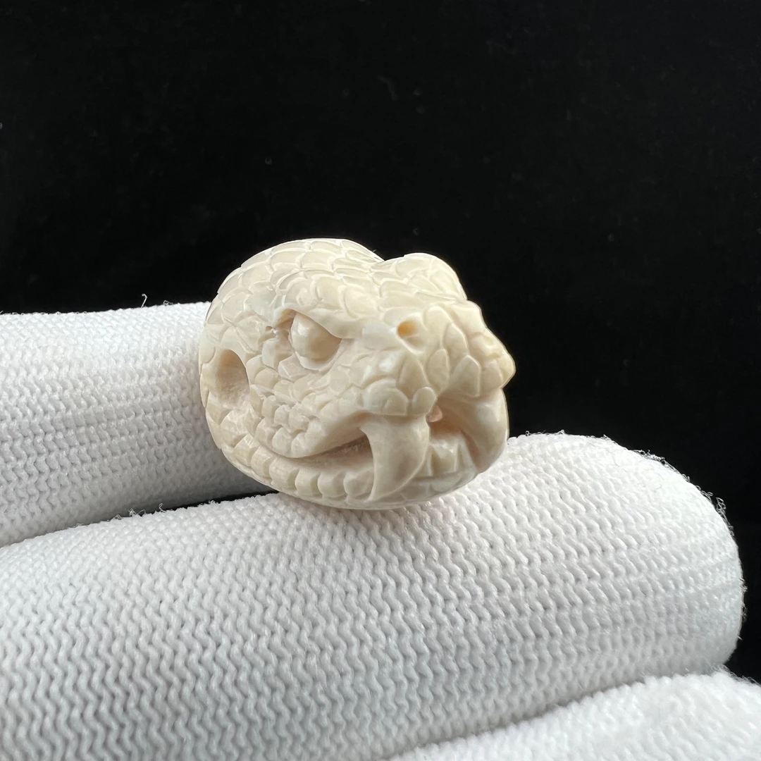 S9126天然猛犸牙 蛇三通16x25x18mm支持鉴定 假一罚四