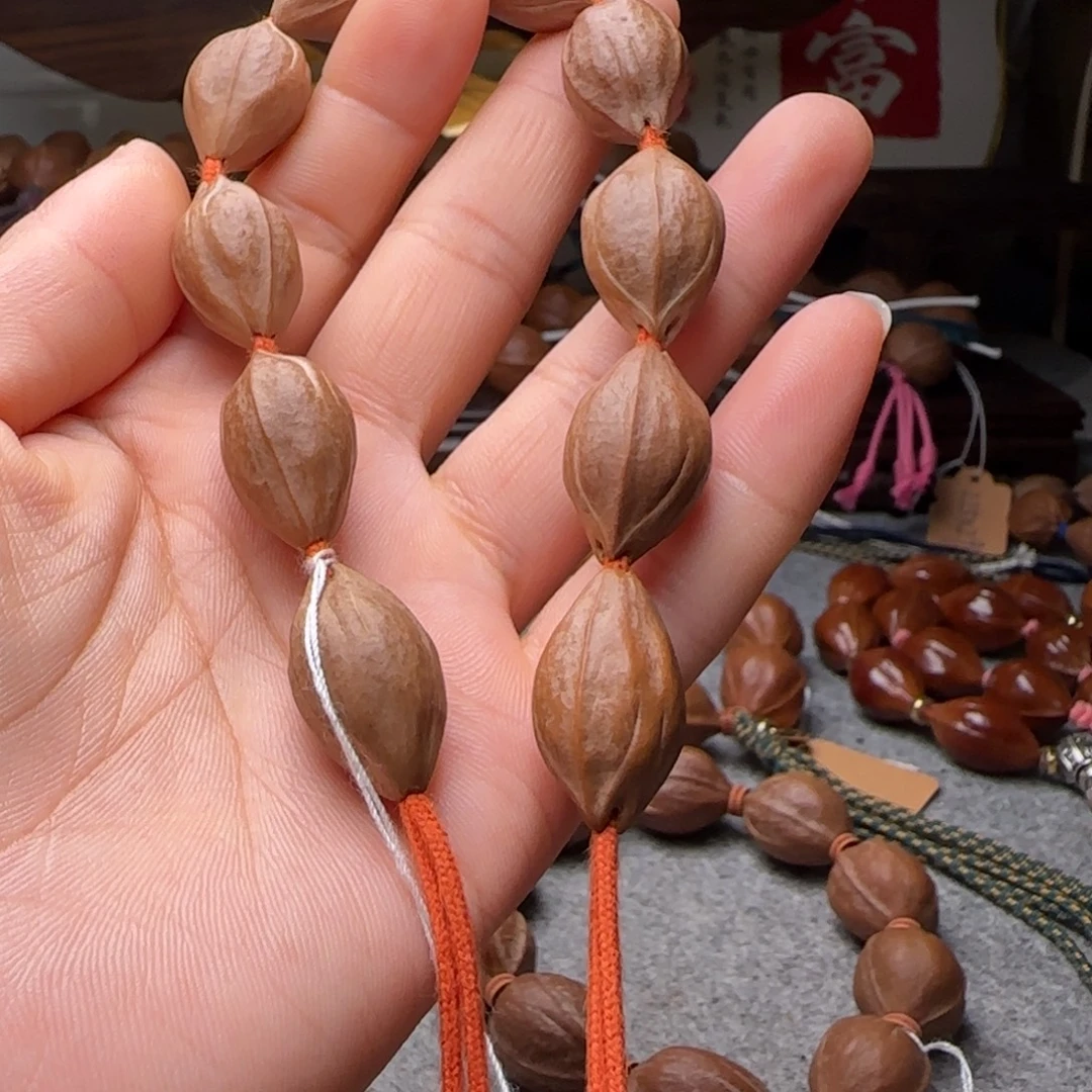 一***莲吊坠橄榄核1423梅林铁核