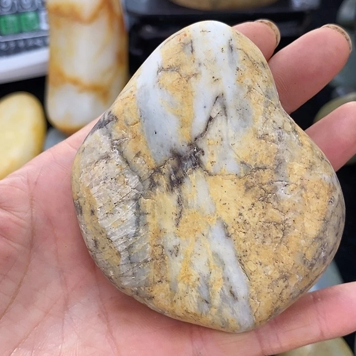 和田玉（糖玉）未镶嵌挂件