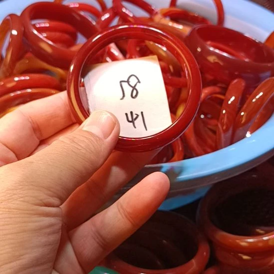 玛瑙/玉髓未镶嵌手镯