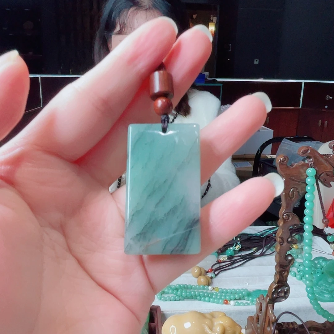 密玉（石英质玉）未镶嵌颈饰