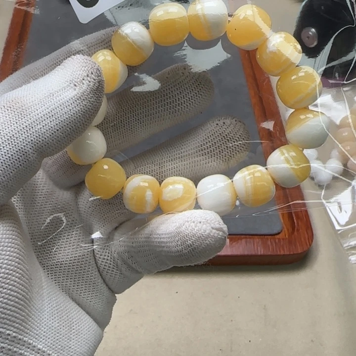 柏香籽/百香籽吊坠白色6057