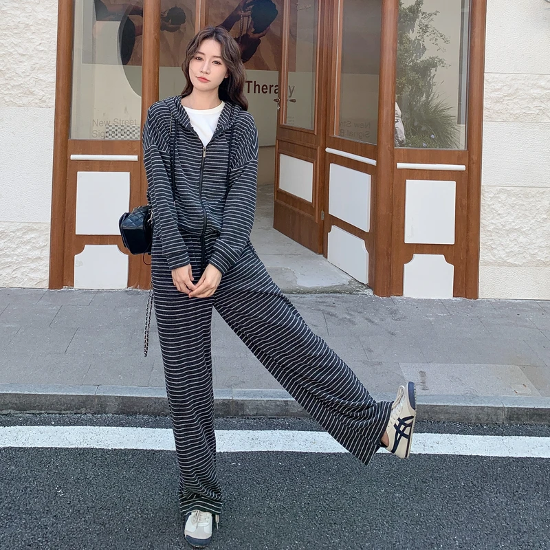 巨好看气质连帽外套针织套装女2025秋冬新款松弛感减龄爆款两件套