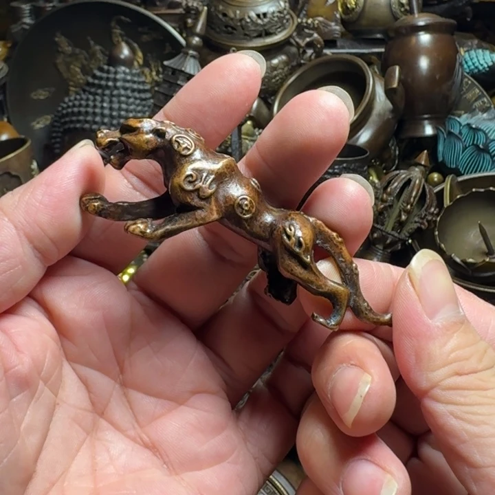 铜器摆件收收藏藏