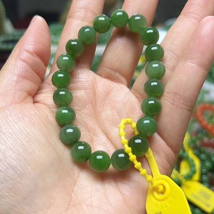 和田玉（碧玉）未镶嵌手链