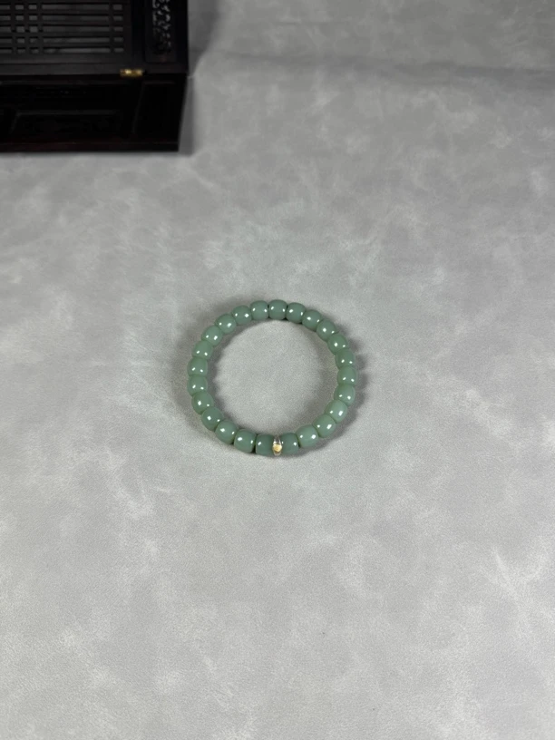 9mm粉青极致手串