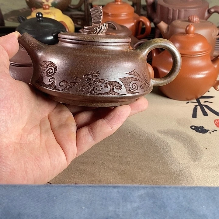 茶壶段泥紫砂的微瑕