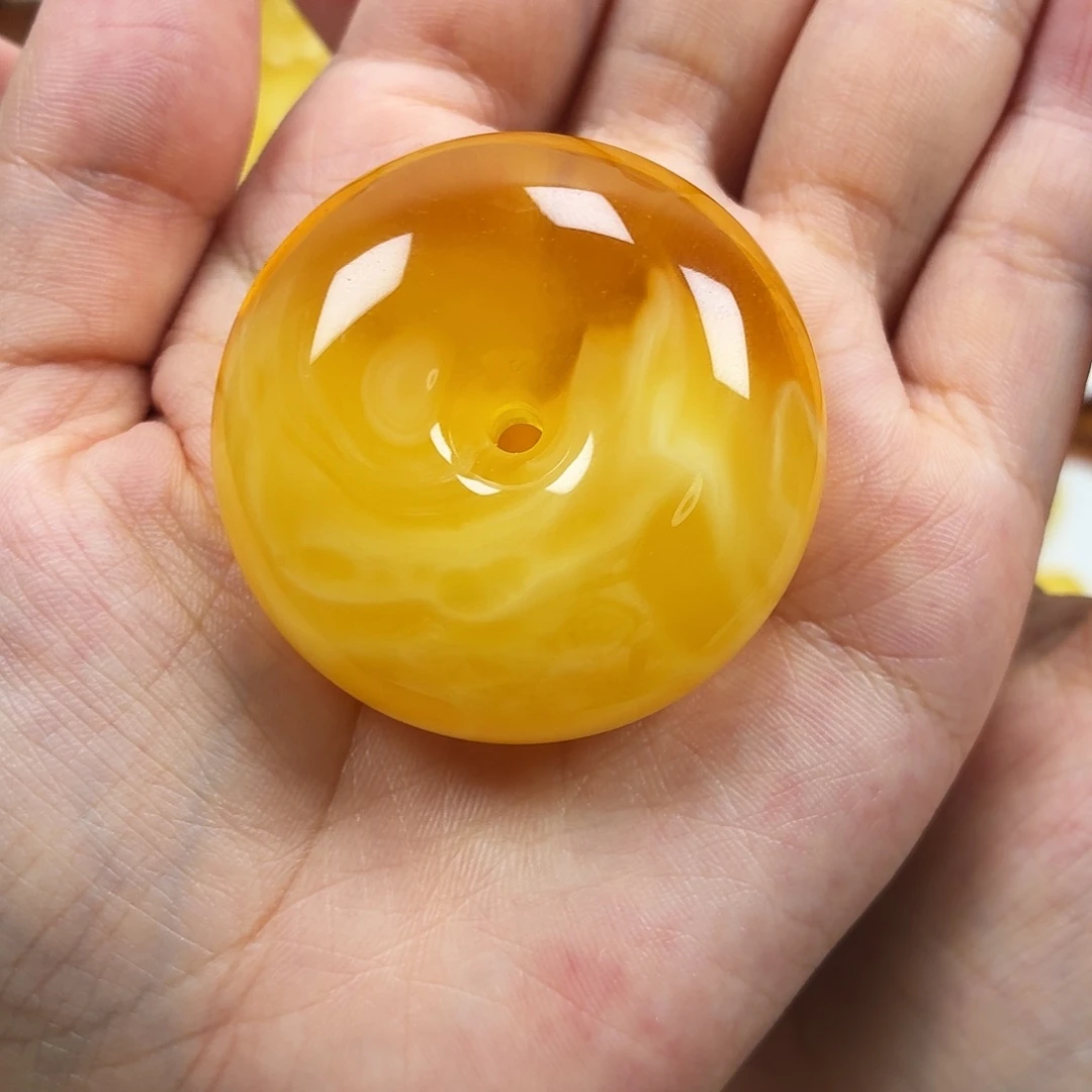 蜜蜡颈饰未镶嵌焦皮妖花意境感平安扣