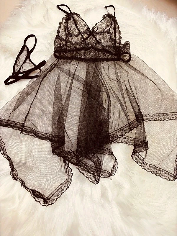 短款蕾丝薄款时尚百搭女士气质纯色镂空法式性感吊带睡衣韩版黑色