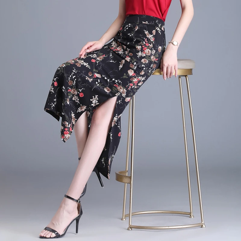 碎花春夏半身裙女2025年新款夏季高腰垂感开叉冰丝包臀裙直筒长裙