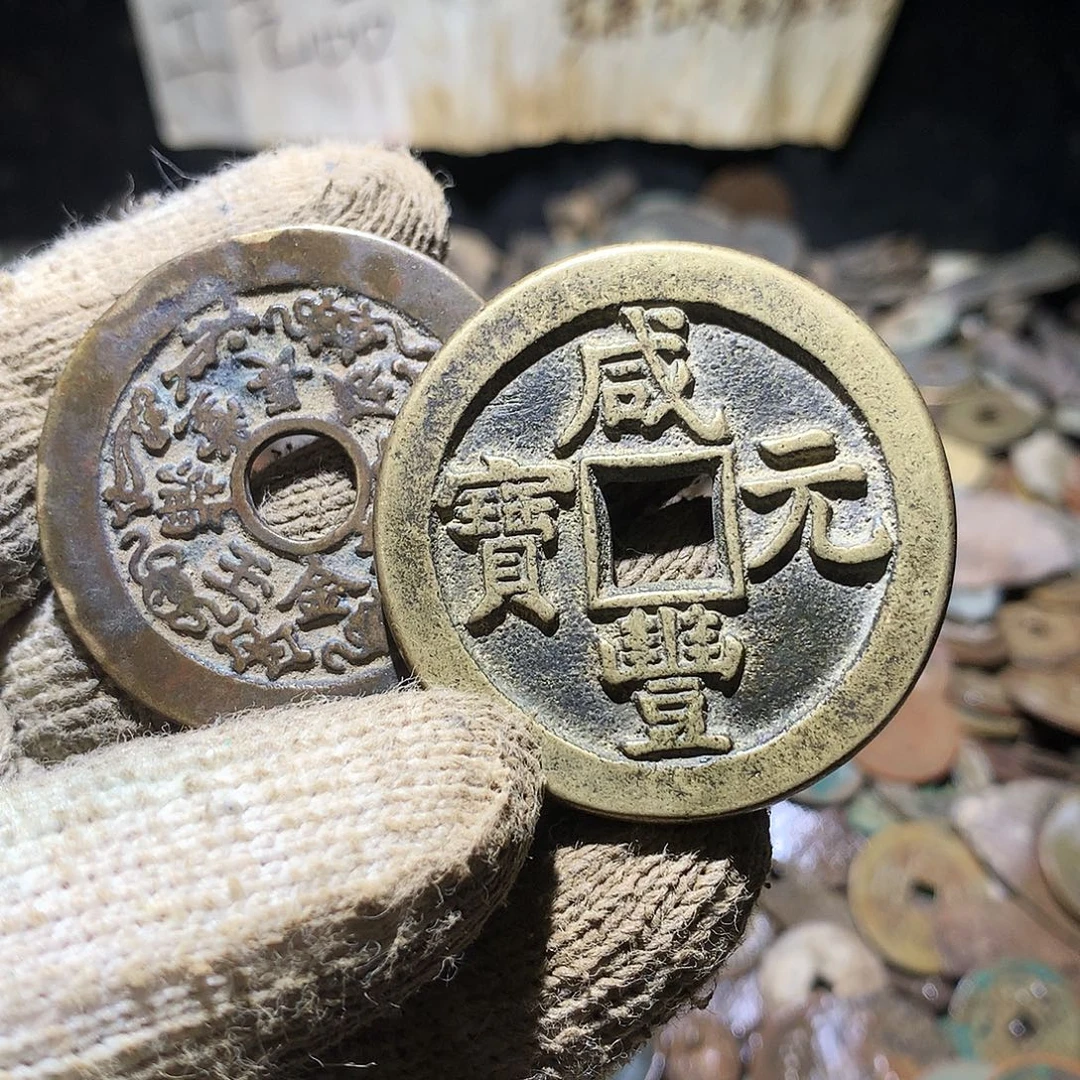 锦***䣖小杨小杨工艺品手机挂件