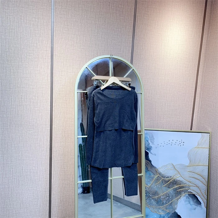 O233黑色孕妇衣两件套 M90-120L130XL140XXL150