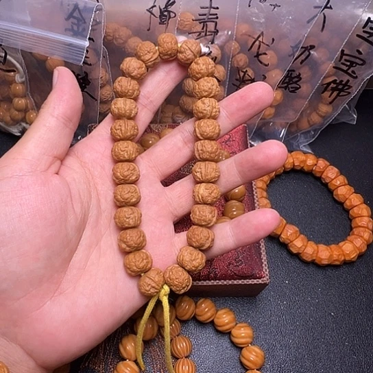 猴头核桃手串蟾蜍啊啊啊