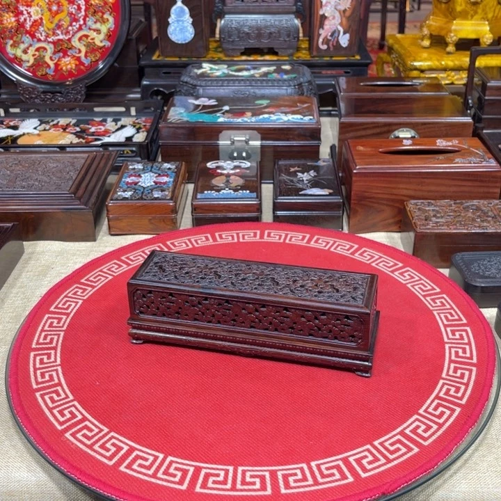 紫檀木类成套家具