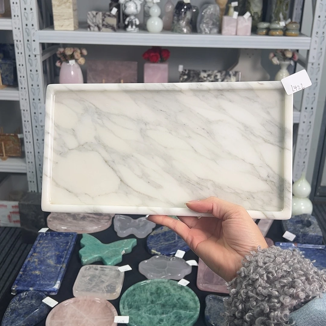 石材鱼肚白。  422。