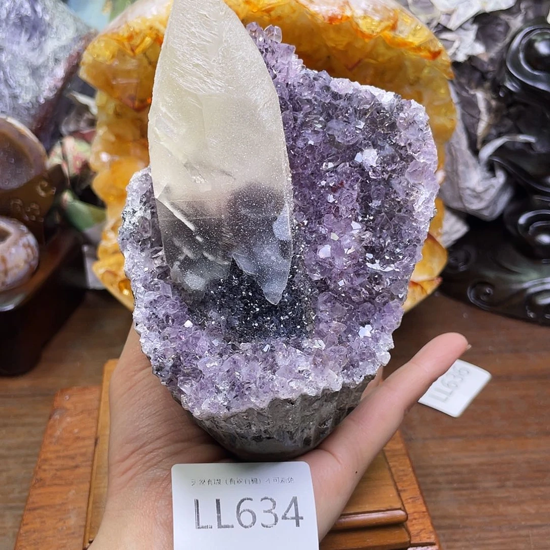 水晶大型摆件（非配饰）未镶嵌