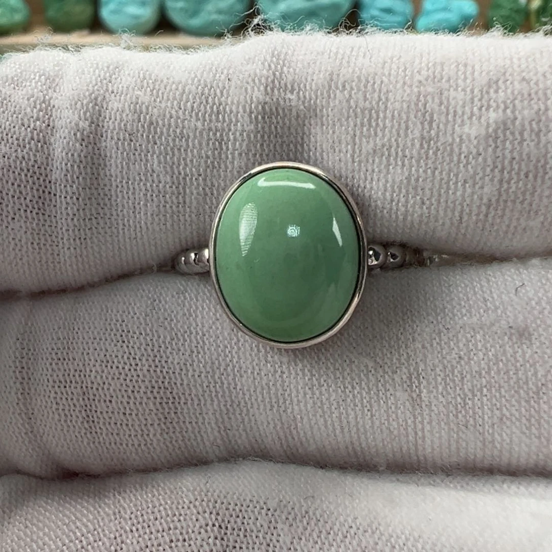 银S925镶嵌绿松石戒指