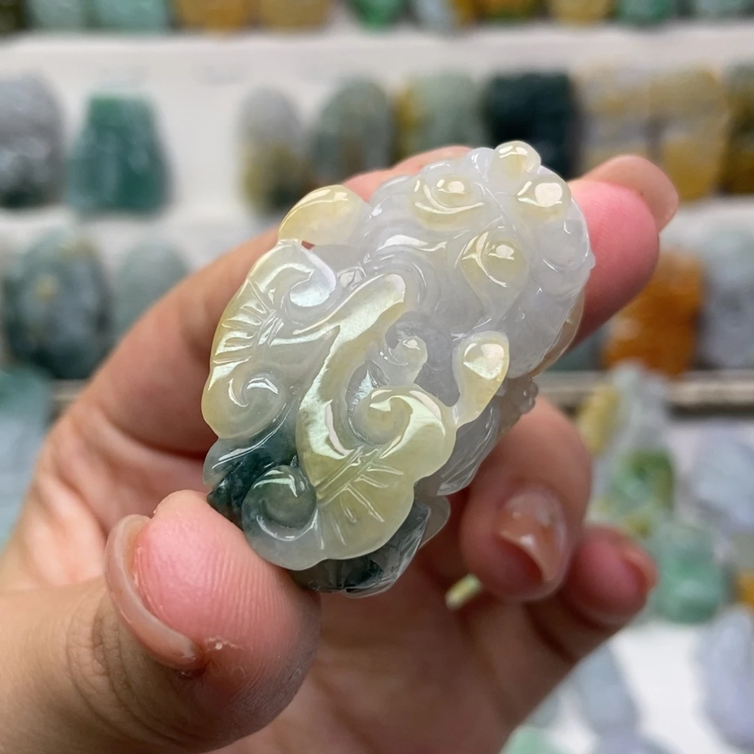 吊坠(赠链)未镶嵌翡翠