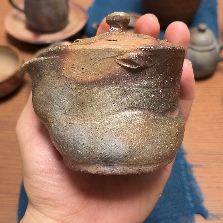 江月年年终相似 不知江月待何人