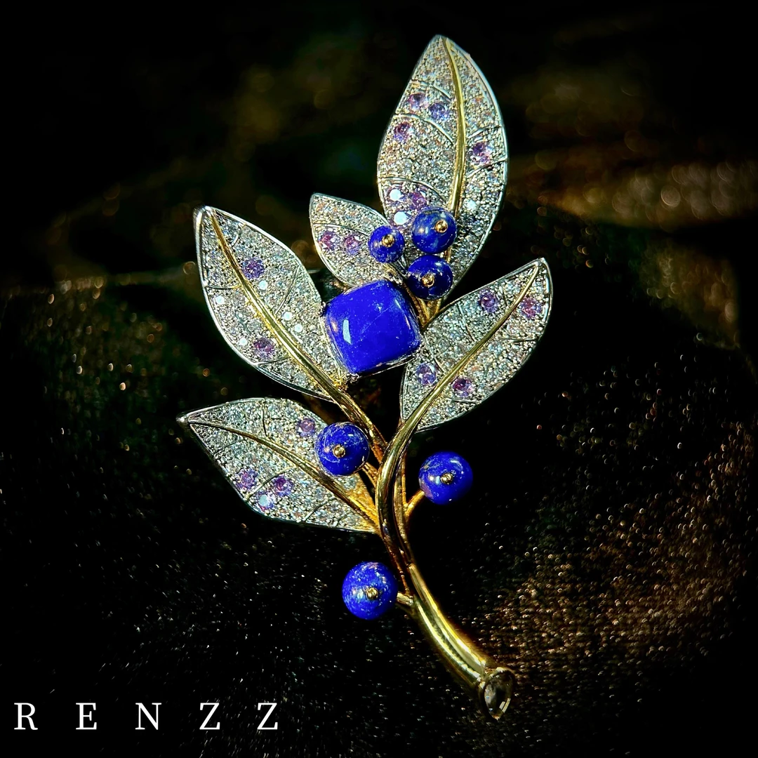 1105 青金石/蓝色蓝莓树胸针