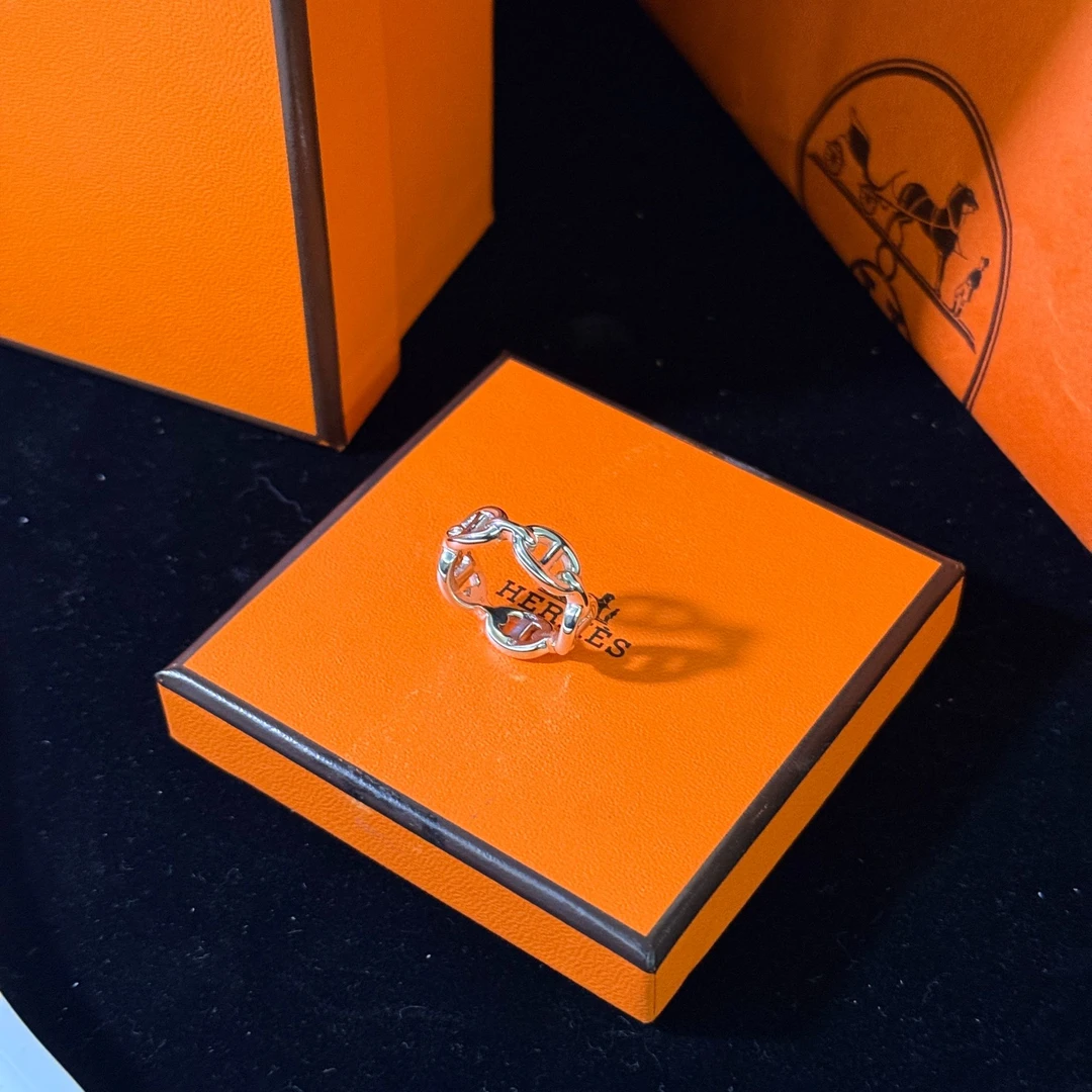 未使用 Hermes/爱马仕 logo标识戒指 925银 53码