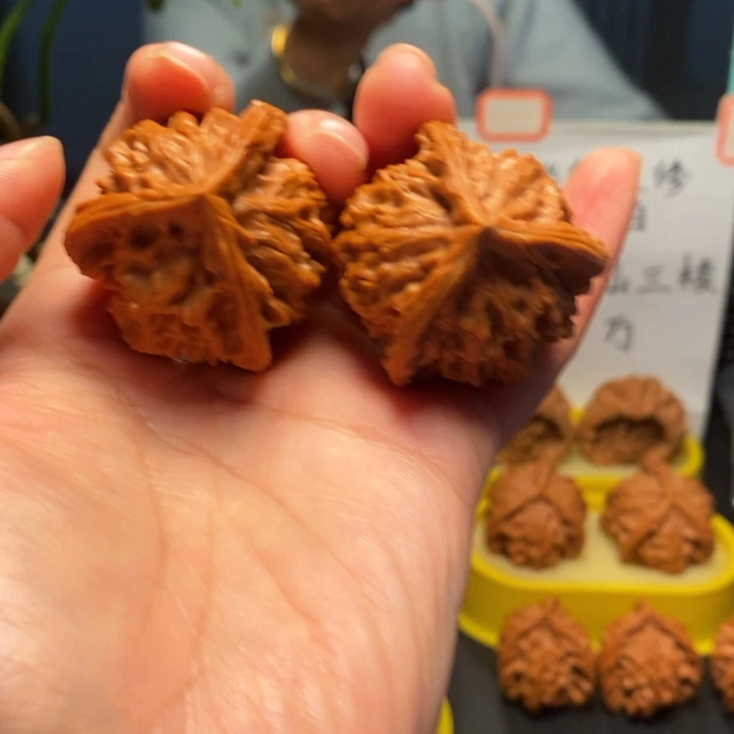 【闪购商品】把件桃核8号三棱，