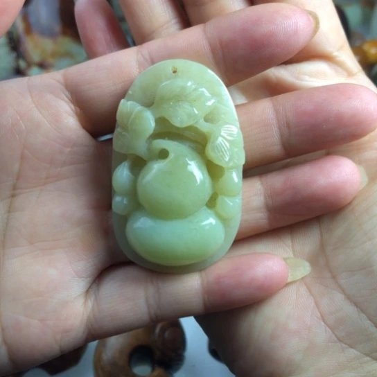岫岩老玉（透闪石质玉）未镶嵌吊坠(不含链)