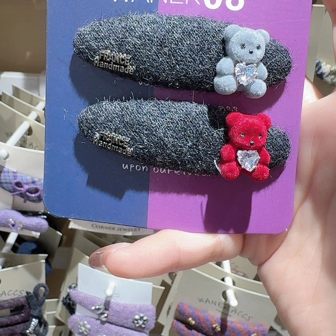 皮质铁合金小熊拍摄