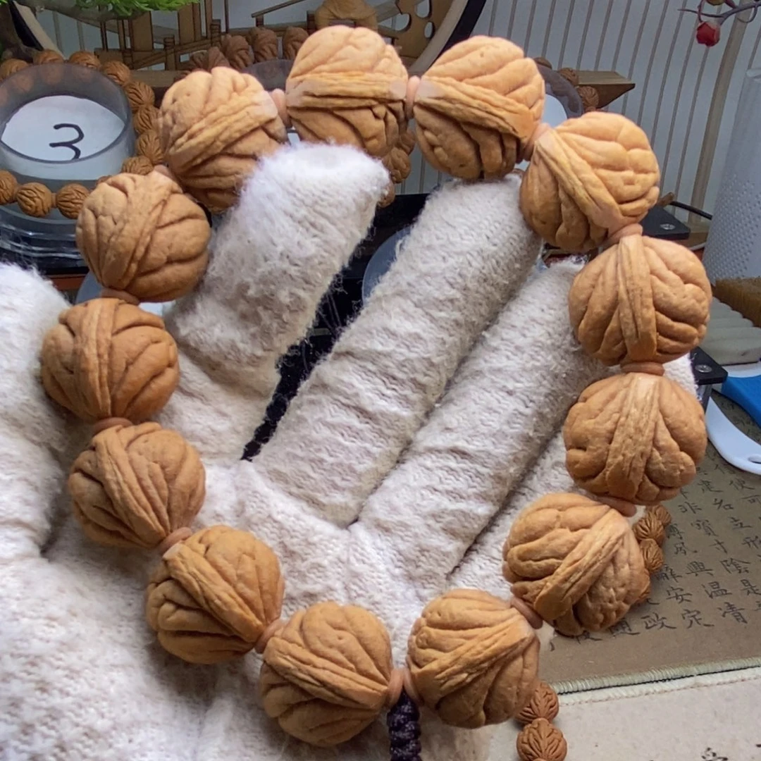 把件桃核粗筋霸王龙