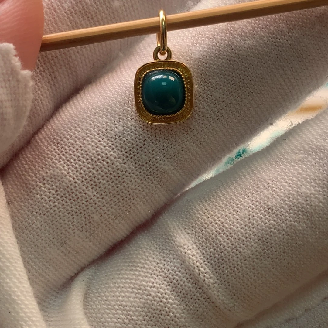 绿松石18K金镶嵌配饰