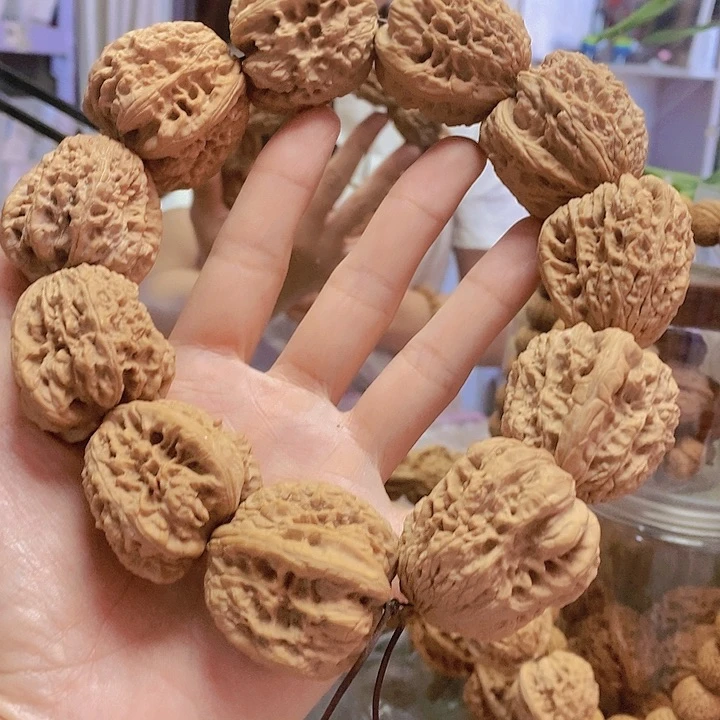 【闪购商品】文玩核桃把件36暴雪手持