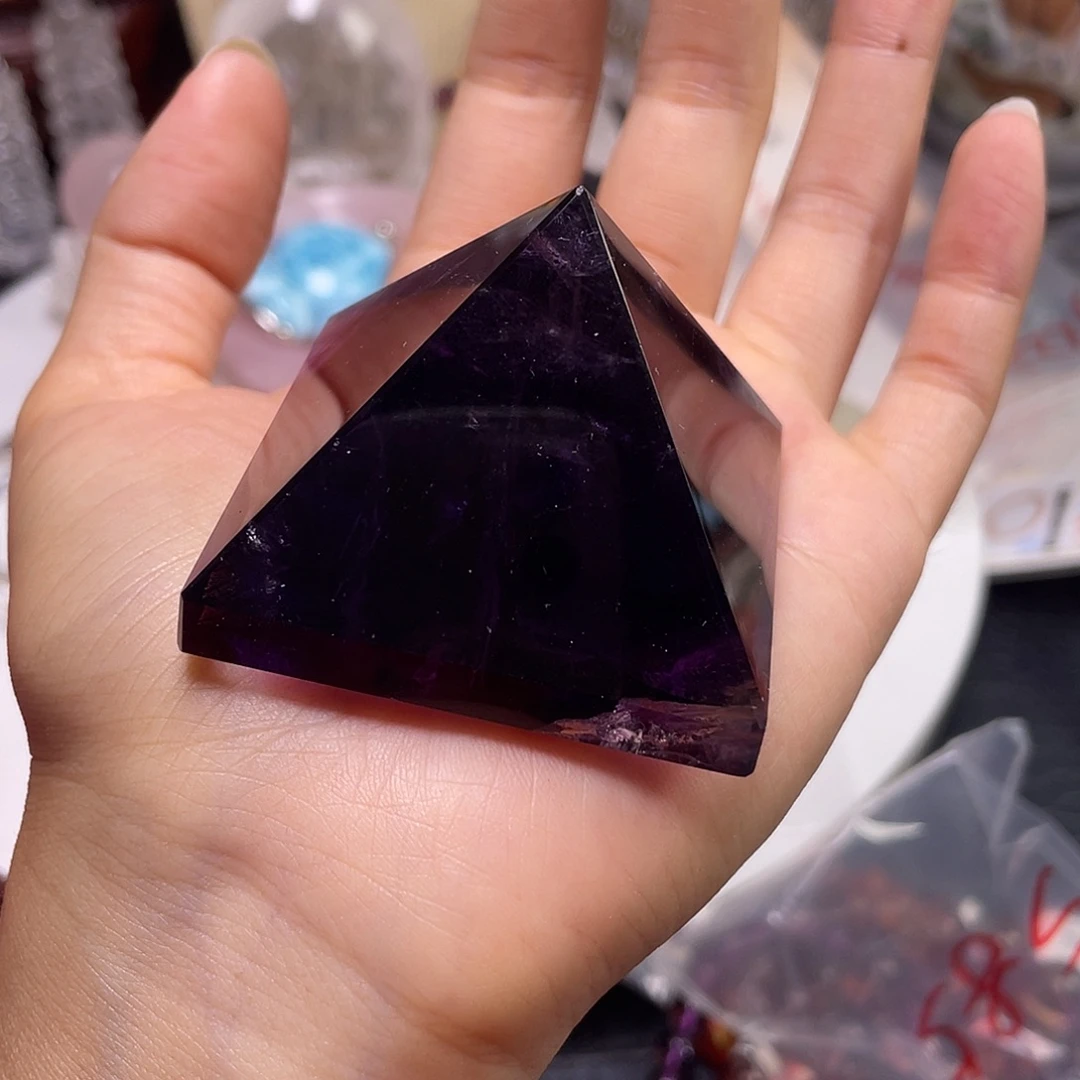 哈***乐未镶嵌珠宝半成品水晶693