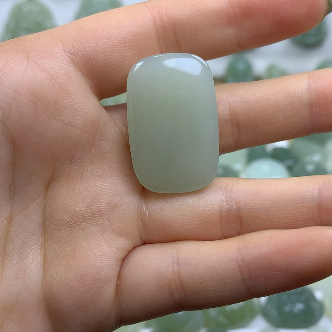 【闪购商品】颈饰未镶嵌和田玉