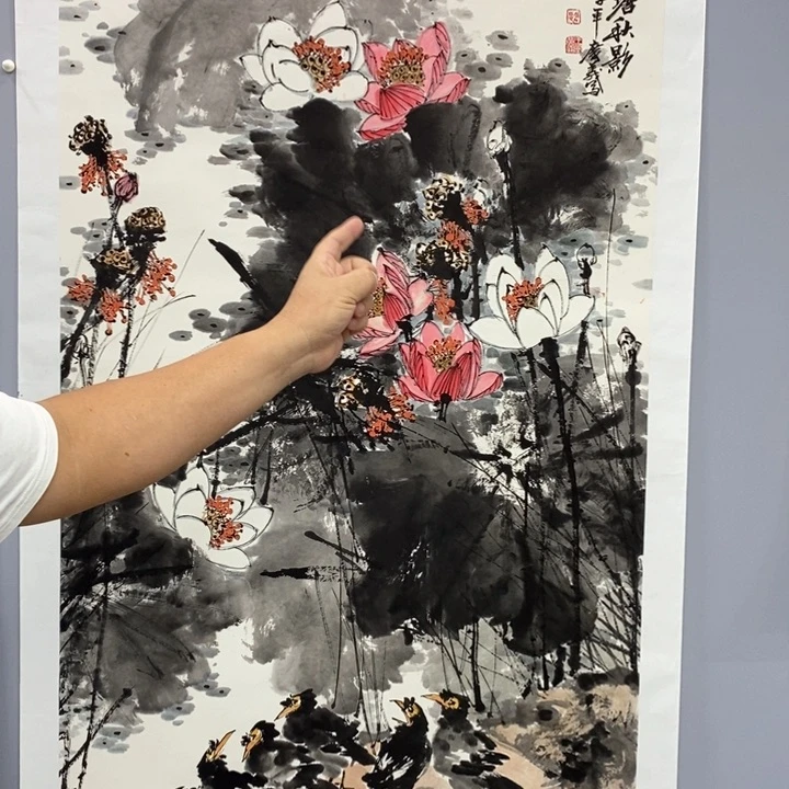 手绘作品等多种形式进行