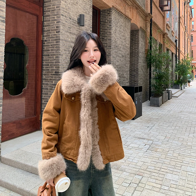 2025新款超好看复古棕色牛仔外套女秋冬加厚短款拼接毛毛上衣棉服